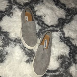 Steve Madden women’s slip on size 7.5 grey